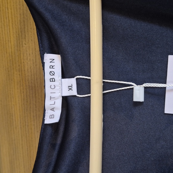 Baltic Born Short Sleeve Verona Smocked Maxi Navy White Floral Size XL  Flowing - Picture 5 of 8